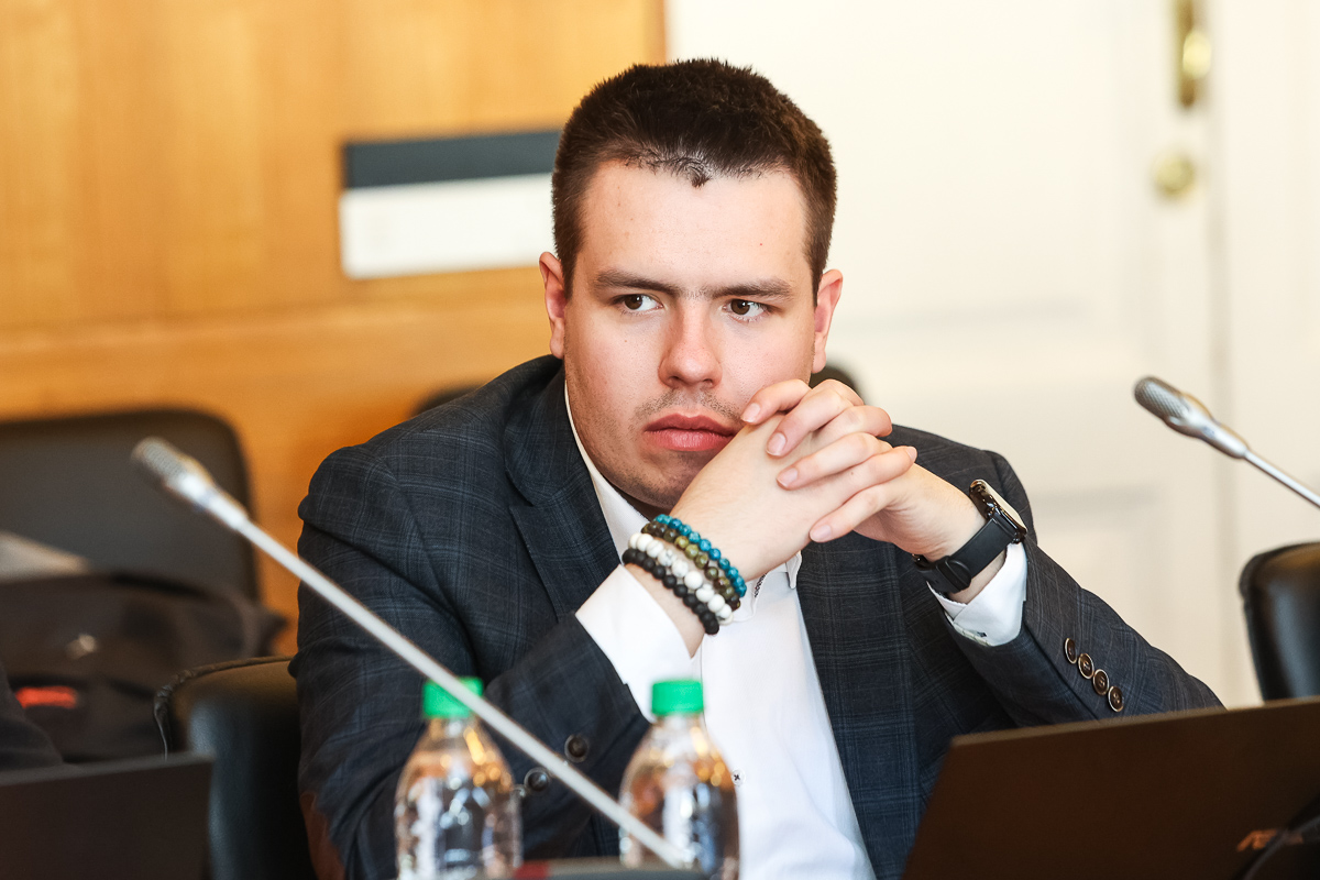 Данила Крылов Данила Крылов