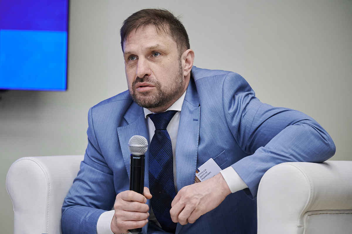 Дмитрий Кузнецов Дмитрий Кузнецов