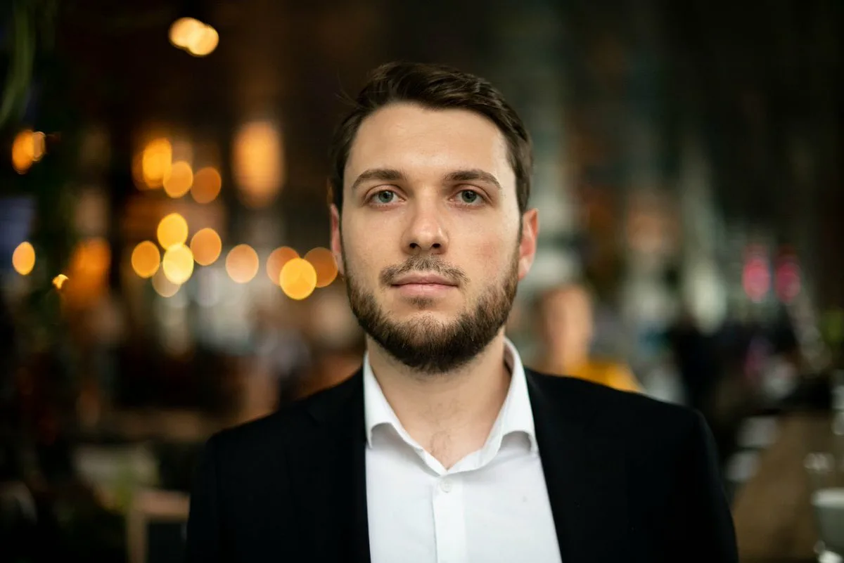 Роман Юнеман Роман Юнеман