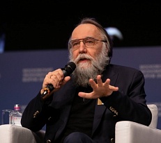 Александр Дугин