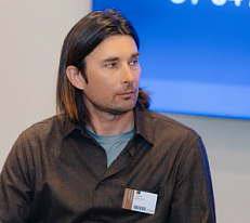 Дмитрий Серов