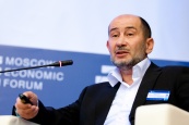 Александр Бузгалин