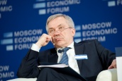 Евгений Савченко