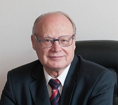 Иван Ушачёв